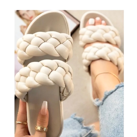 Soda Popup Braided Slide Sandals Sz 8.5 Padded Insole in Bone - Picture 1 of 8